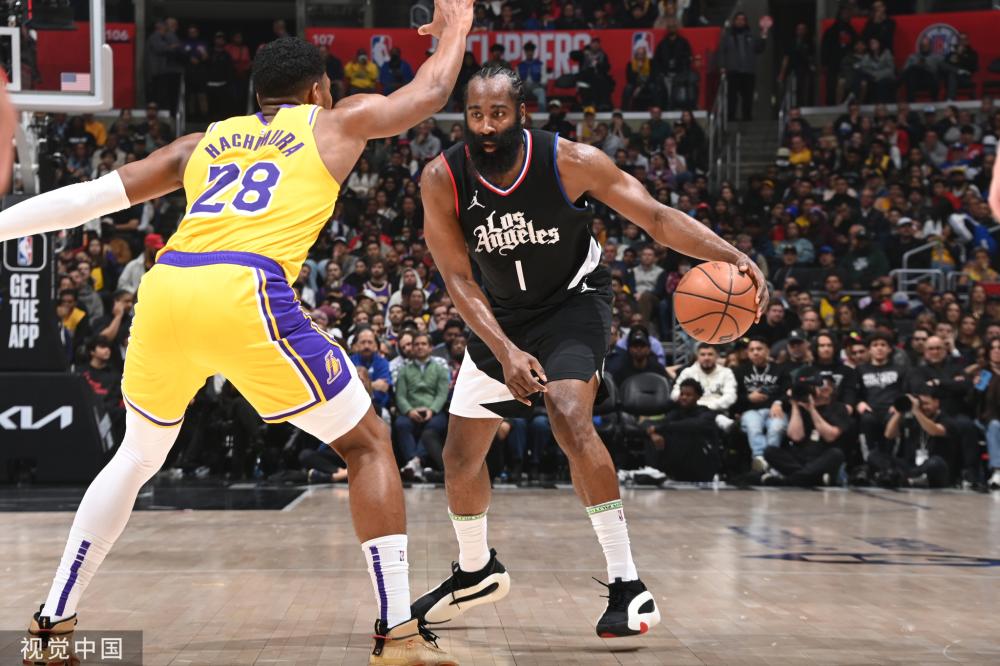 侧翼却在效 侧翼却在效